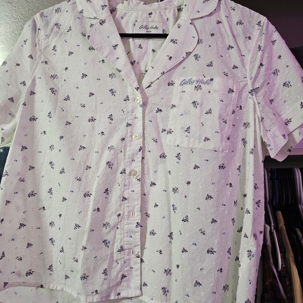 Collared top